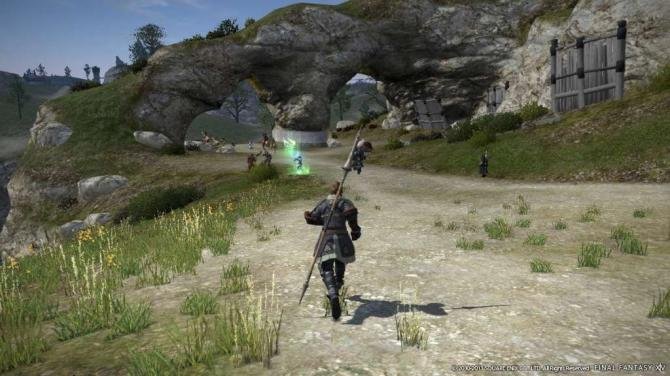 Final Fantasy XIV: A Realm Reborn + 30 Days Included 